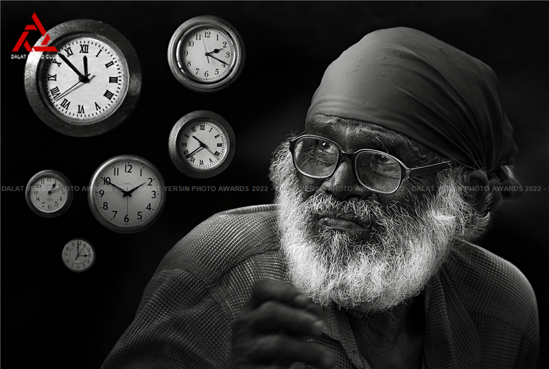 ISF Bronze Medal- Clock man. Tác giả Ashok Kumar T (INDIA)