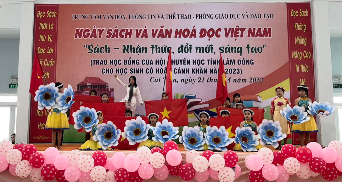Cát Tiên: Sôi nổi các hoạt động hưởng ứng Ngày Sách và Văn hóa đọc Việt Nam