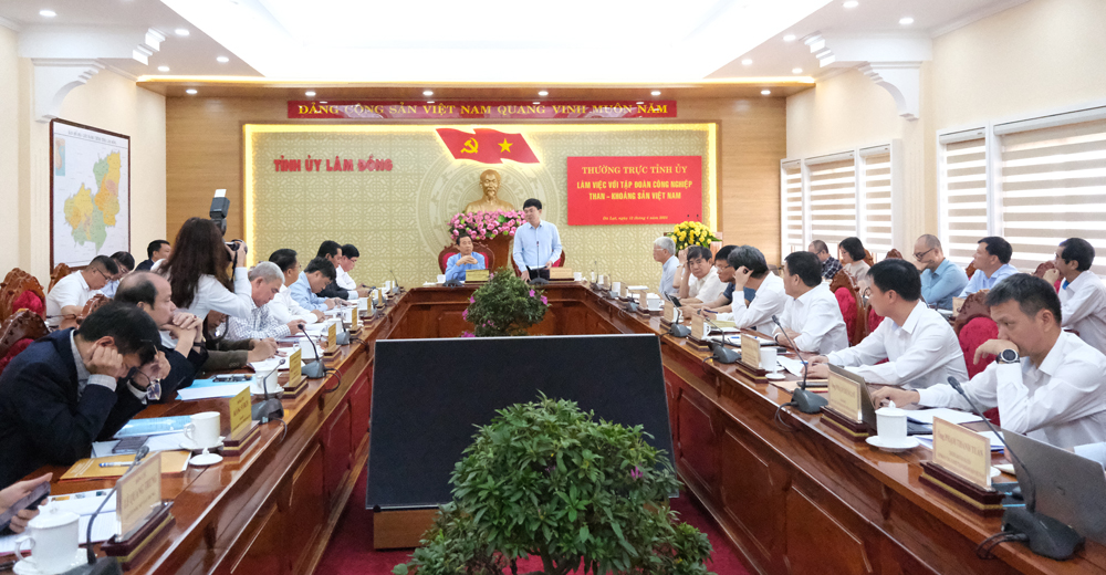 Thường trực Tỉnh ủy làm việc với Tập đoàn Công nghiệp Than - Khoáng sản Việt Nam