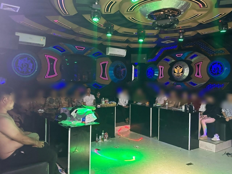 Lâm Hà: Bắt quả tang 24 đối tượng tụ tập bay lắc tại quán karaoke