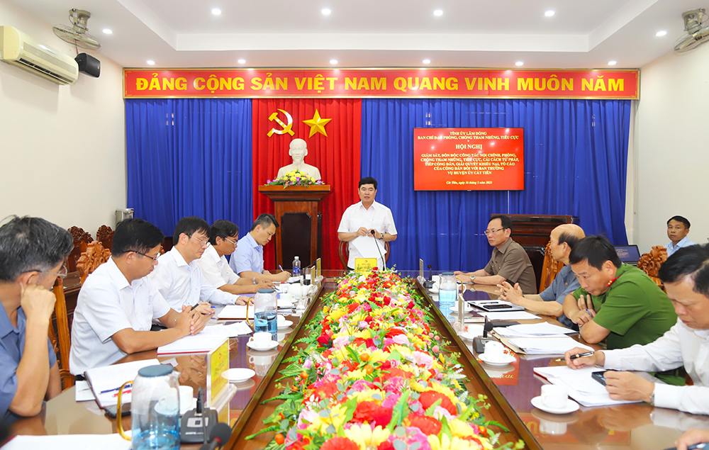 Ban Chỉ đạo Phòng chống tham nhũng, tiêu cực tỉnh Lâm Đồng làm việc với huyện Cát Tiên