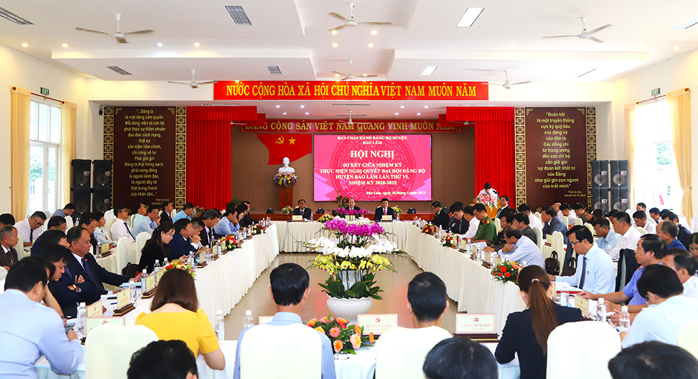 Bảo Lâm: Sơ kết giữa nhiệm kỳ thực hiện Nghị quyết Đại hội Đảng bộ huyện lần thứ VI
