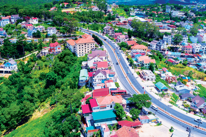 TP Đà Lạt - trung tâm chính trị - văn hoá của tỉnh