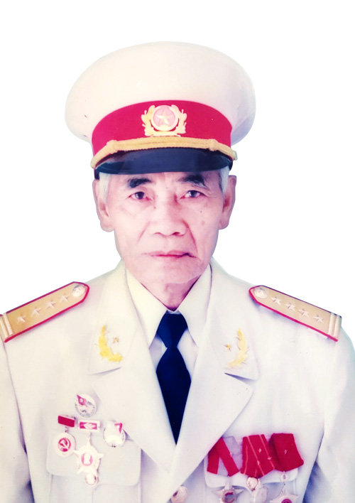 Đại tá Nguyễn Hữu Đàm