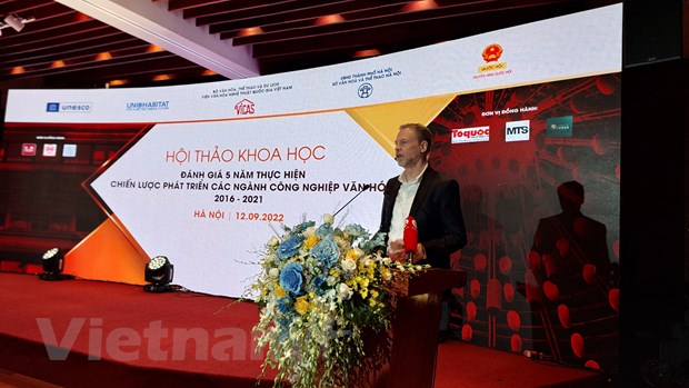 Ông Christian Manhart, Trưởng Đại diện UNESCO tại Việt Nam phát biểu tại hội thảo