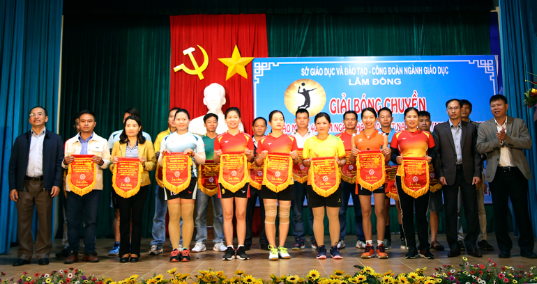 Khai mạc Giải Bóng chuyền ngành Giáo dục - Đào tạo tỉnh Lâm Đồng năm 2022