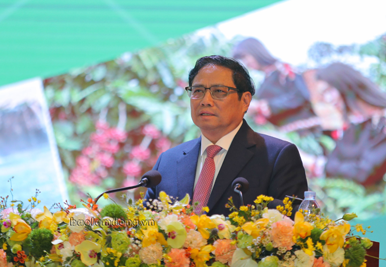 Thủ tướng Chính phủ Phạm Minh Chính phát biểu chỉ đạo tại Hội nghị Triển khai chương trình hành động của Chính phủ thực hiện Nghị quyết số 23 của Bộ Chính trị 
