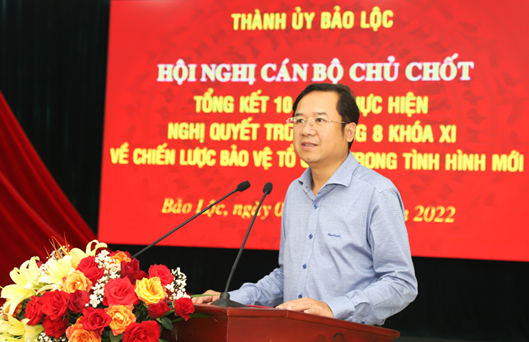 Đồng chí Tôn Thiện Đồng – Bí thư Thành ủy Bảo Lộc phát biểu chỉ đạo tại hội nghị
