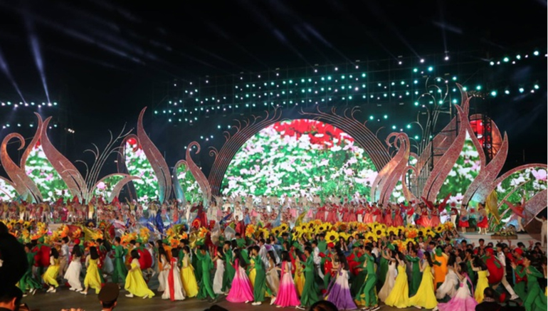 Lễ khai mạc công bố Festival Hoa Đà Lạt luôn là một sự khởi đầu tạo ấn tượng trong các mùa lễ hội