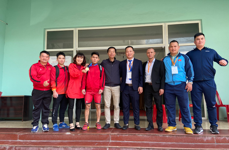 Đoàn VĐV cử tạ Lâm Đồng trước lúc lên đường thi đấu giải cử tạ Đại hội Thể thao toàn quốc lần IX, 2022 