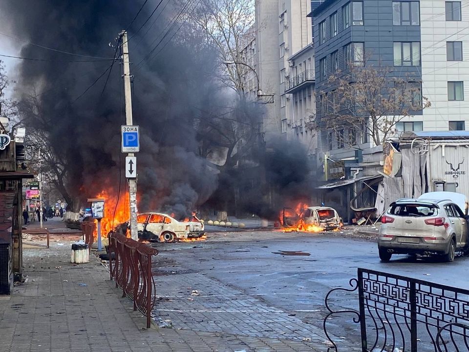 Một góc phố bị tấn công ở Ukraine