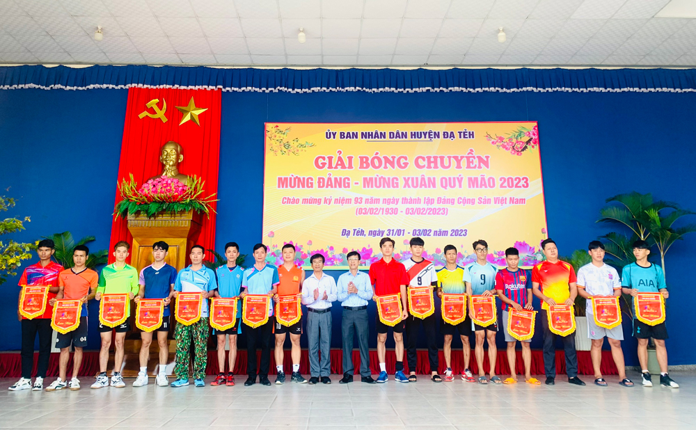 Đạ Tẻh: Giải Bóng chuyền Mừng Đảng – Mừng Xuân