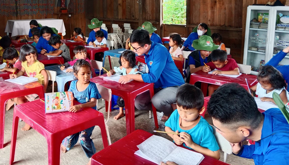 Xây dựng hình mẫu thanh niên “Năng động, sáng tạo, chủ động hội nhập”