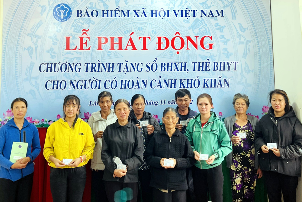Bảo hiểm Xã hội Lâm Đồng - đồng hành cùng người dân:
Tiếp tục hỗ trợ đóng BHYT cho một số đối tượng