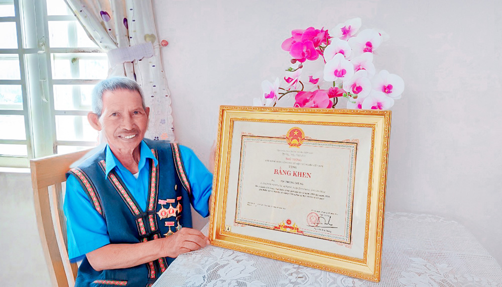 Lưu giấu hiền nhân