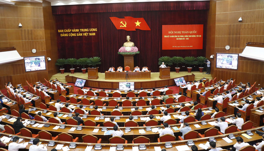 Đảng mạnh, dân tin, nước giàu