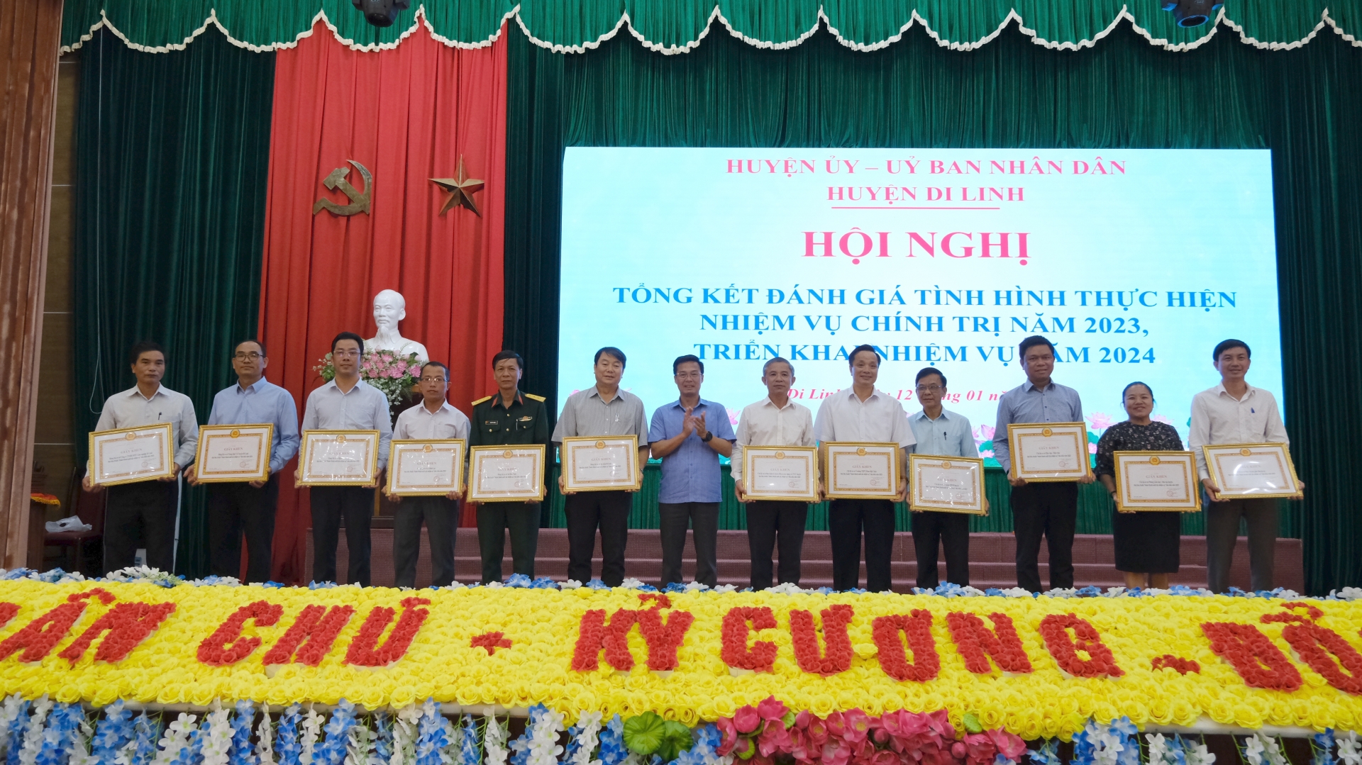 Di Linh: Tổng kết tình hình thực hiện nhiệm vụ chính trị năm 2023, triển khai nhiệm vụ năm 2024