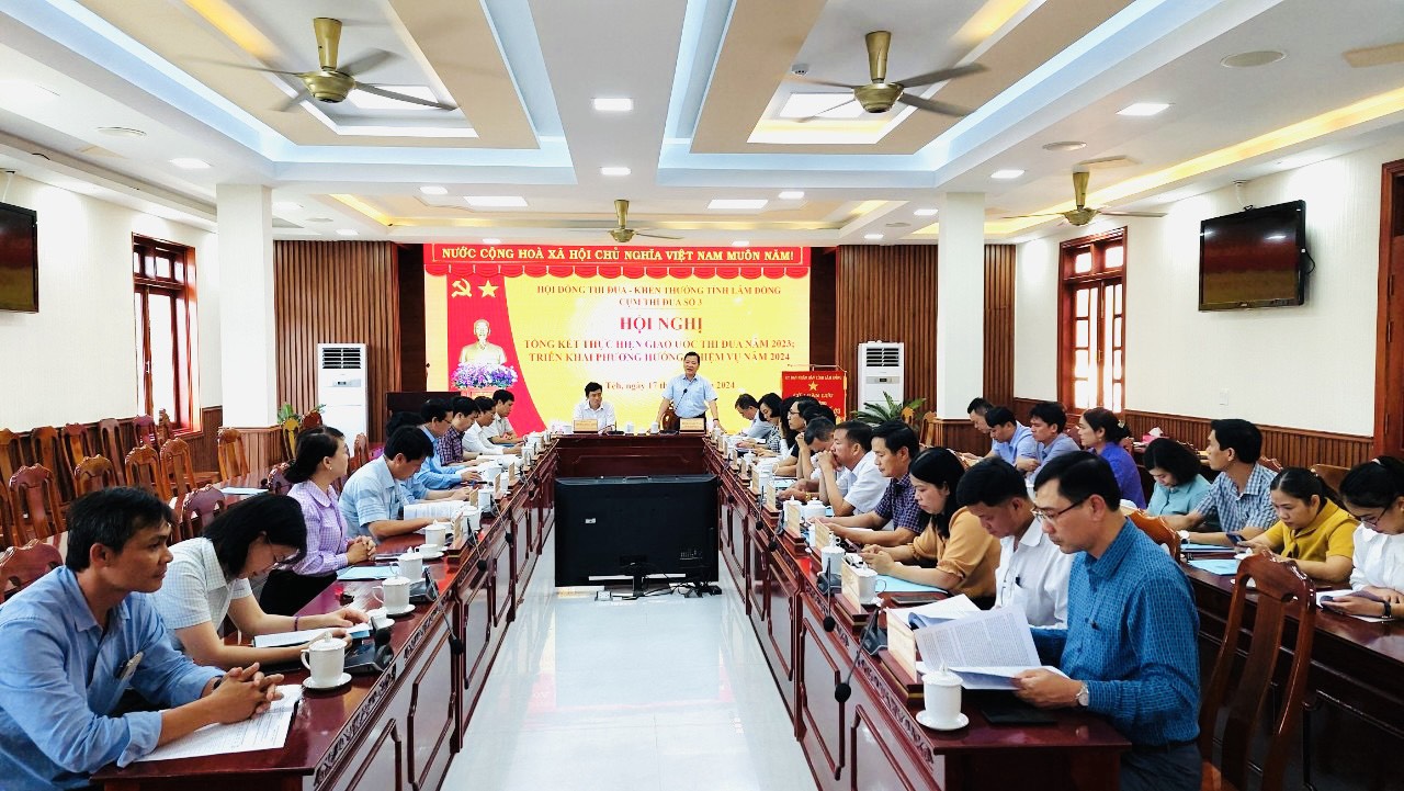 Cụm Thi đua số 3 tổng kết công tác thi đua, khen thưởng năm 2023