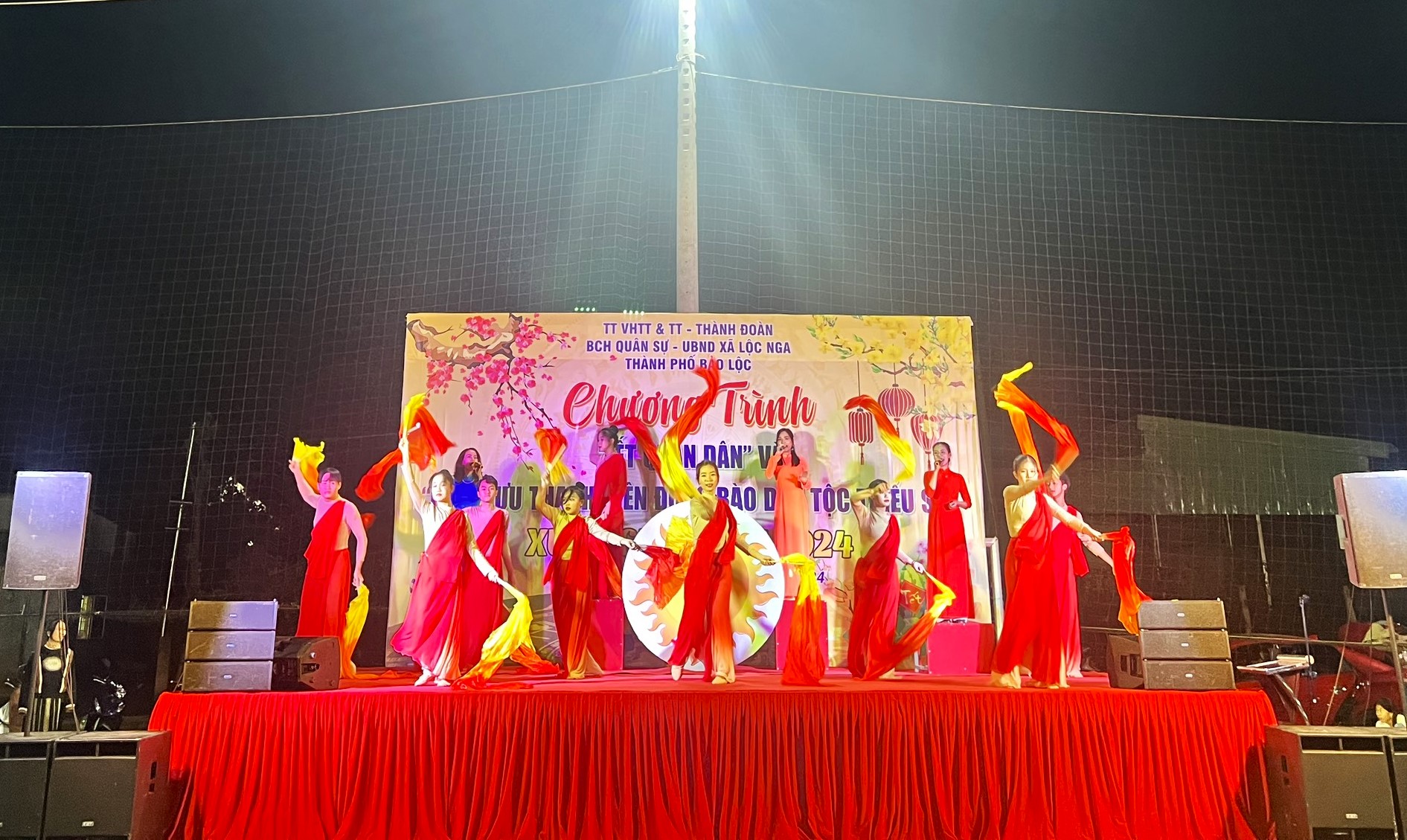 Bảo Lộc: Nhiều hoạt động vui tươi, phấn khởi trước thềm Tết Nguyên đán Giáp Thìn