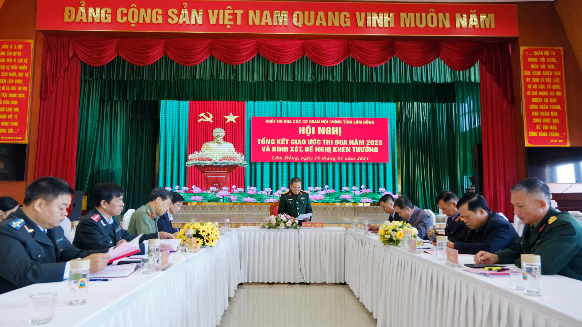 Các cơ quan nội chính thực hiện tốt công tác thi đua