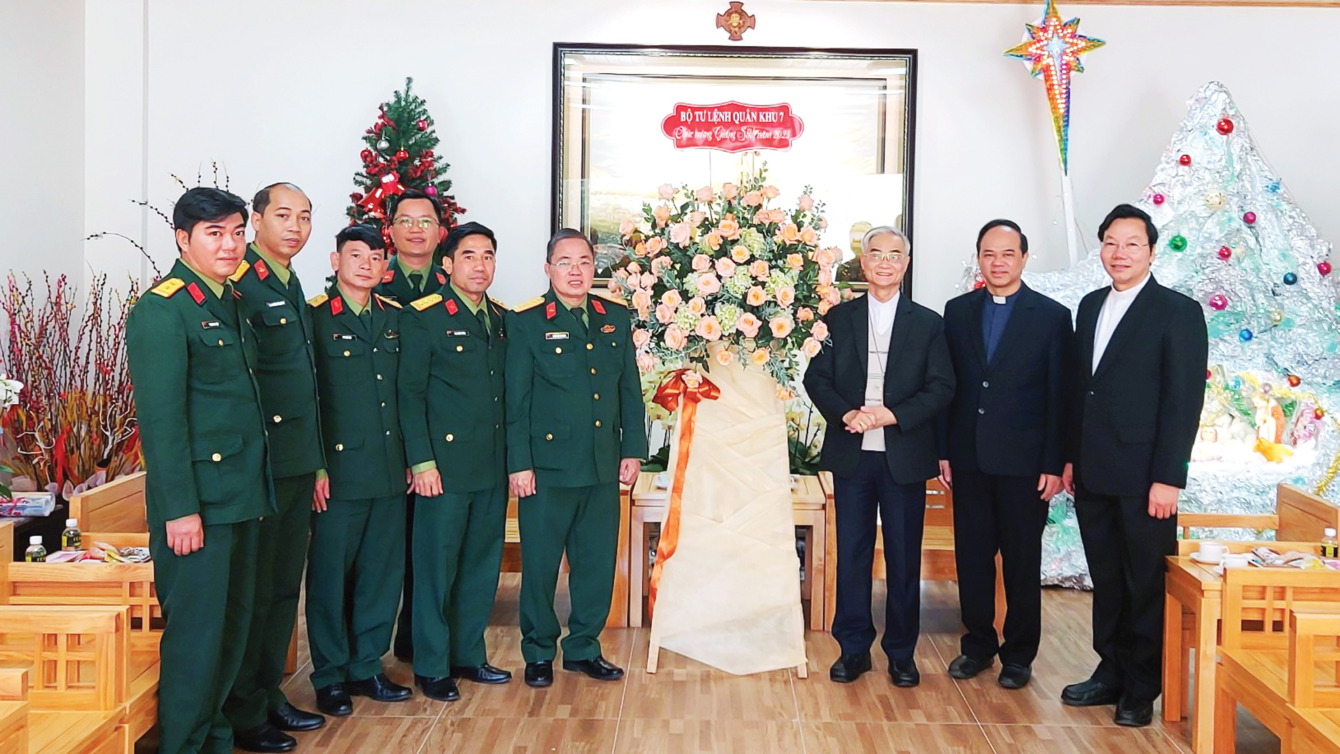 Lực lượng vũ trang tỉnh làm tốt công tác dân vận