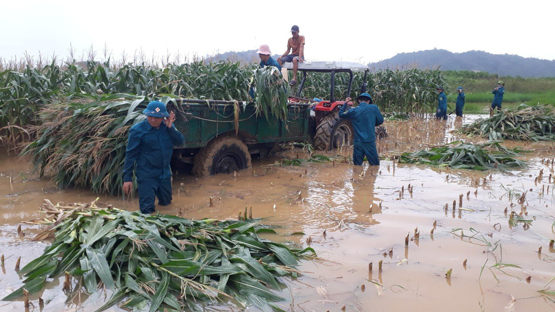 Lực lượng vũ trang Cát Tiên làm tốt phong trào thi đua