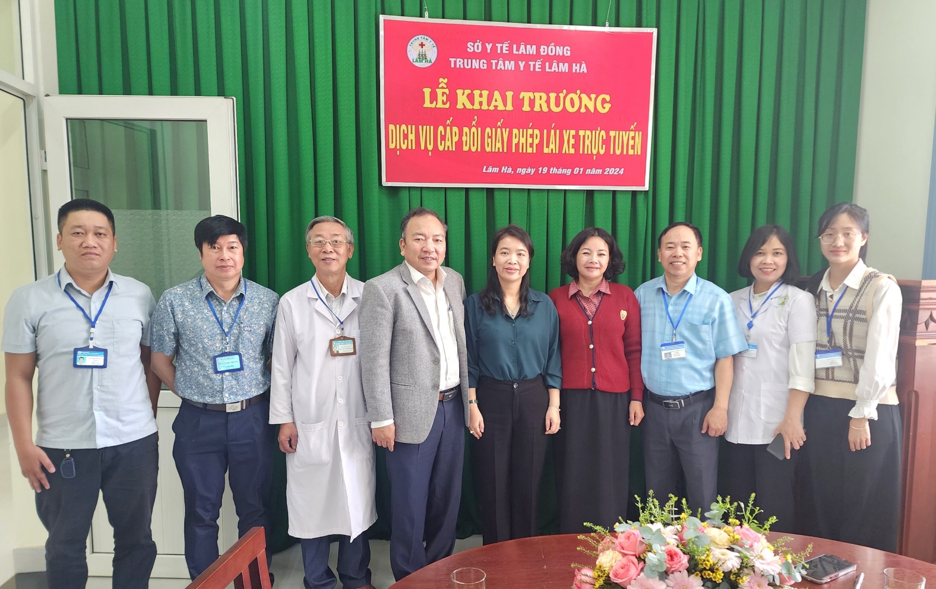 Lâm Hà: Khai trương dịch vụ cấp đổi giấy phép lái xe trực tuyến