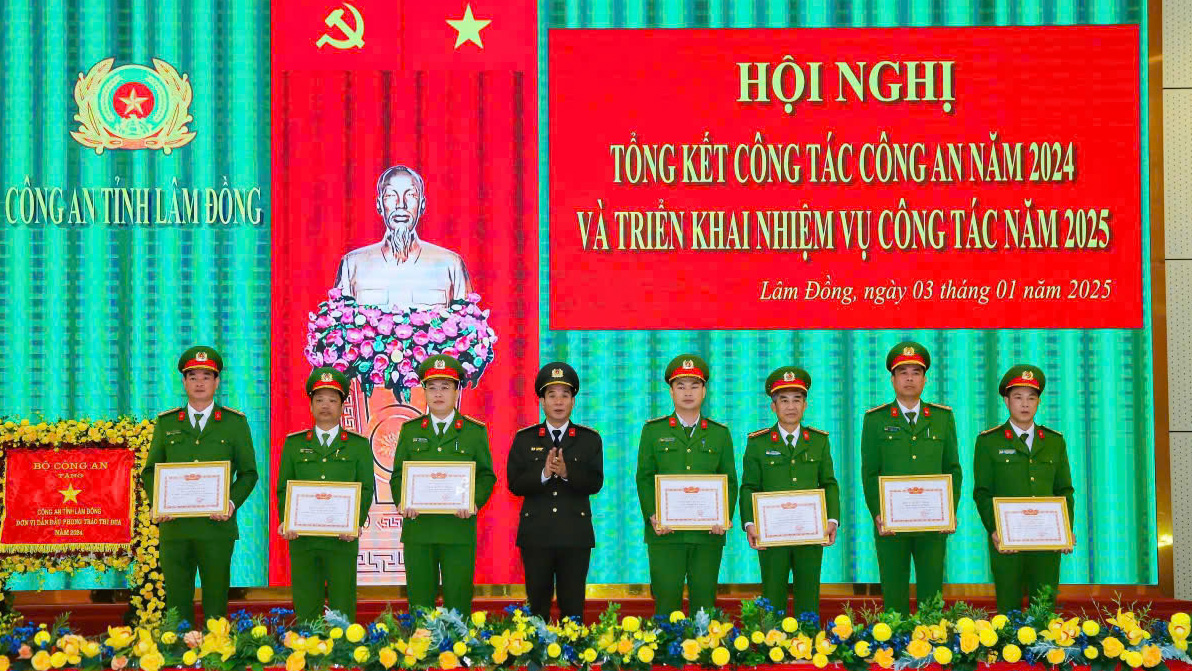 Công an huyện Lâm Hà đạt nhiều thành tích trong phong trào thi đua Vì An ninh Tổ quốc năm 2024