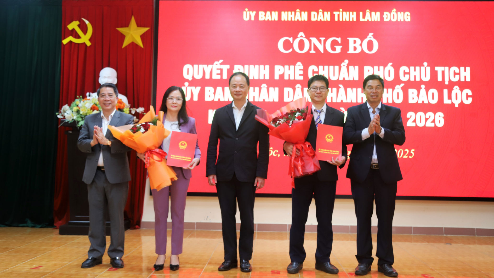 Công bố quyết định phê chuẩn chức vụ 2 Phó Chủ tịch UBND TP Bảo Lộc