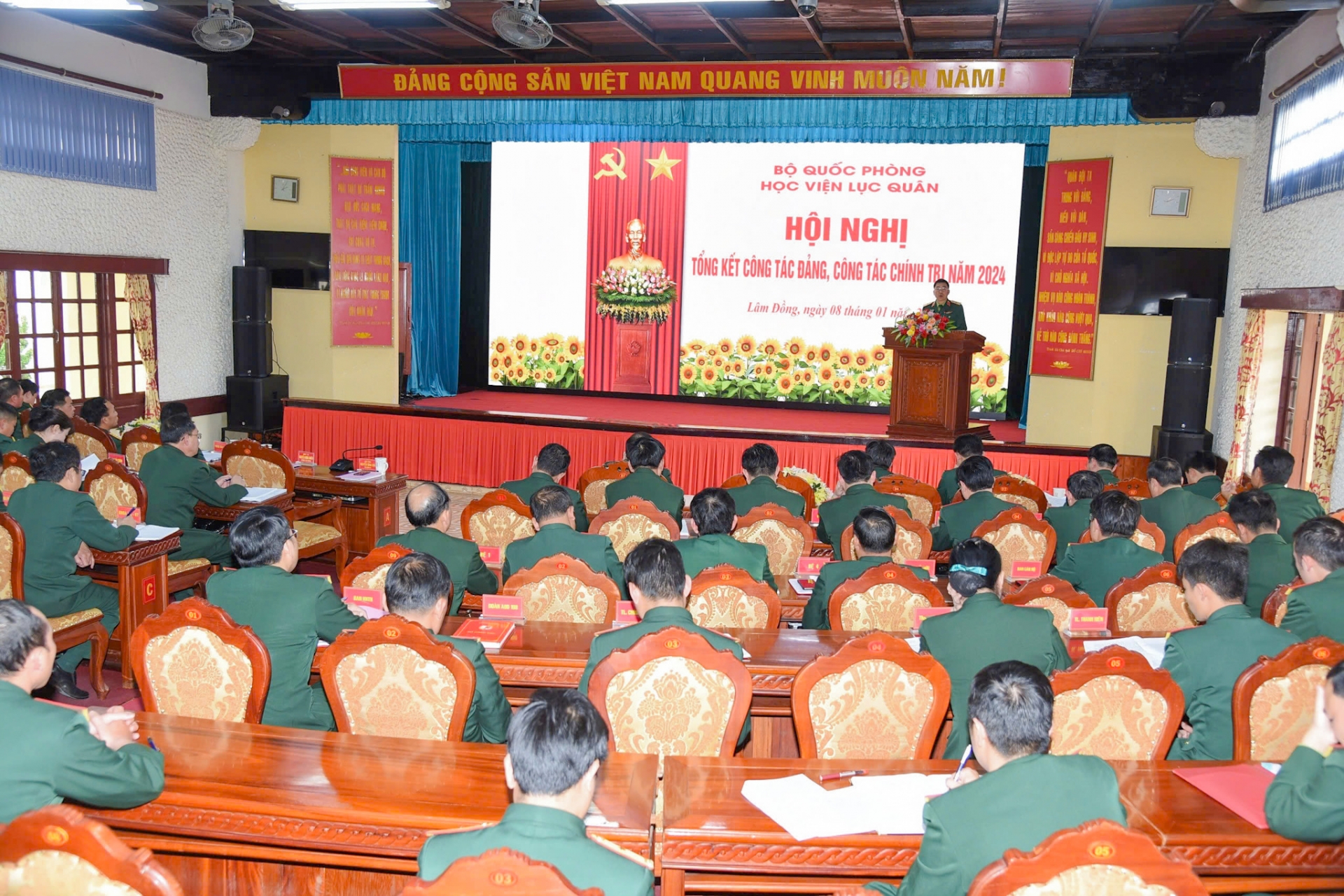 Học viện Lục quân hoàn thành toàn diện và đạt được nhiều kết quả nổi bật công tác Đảng, công tác chính trị