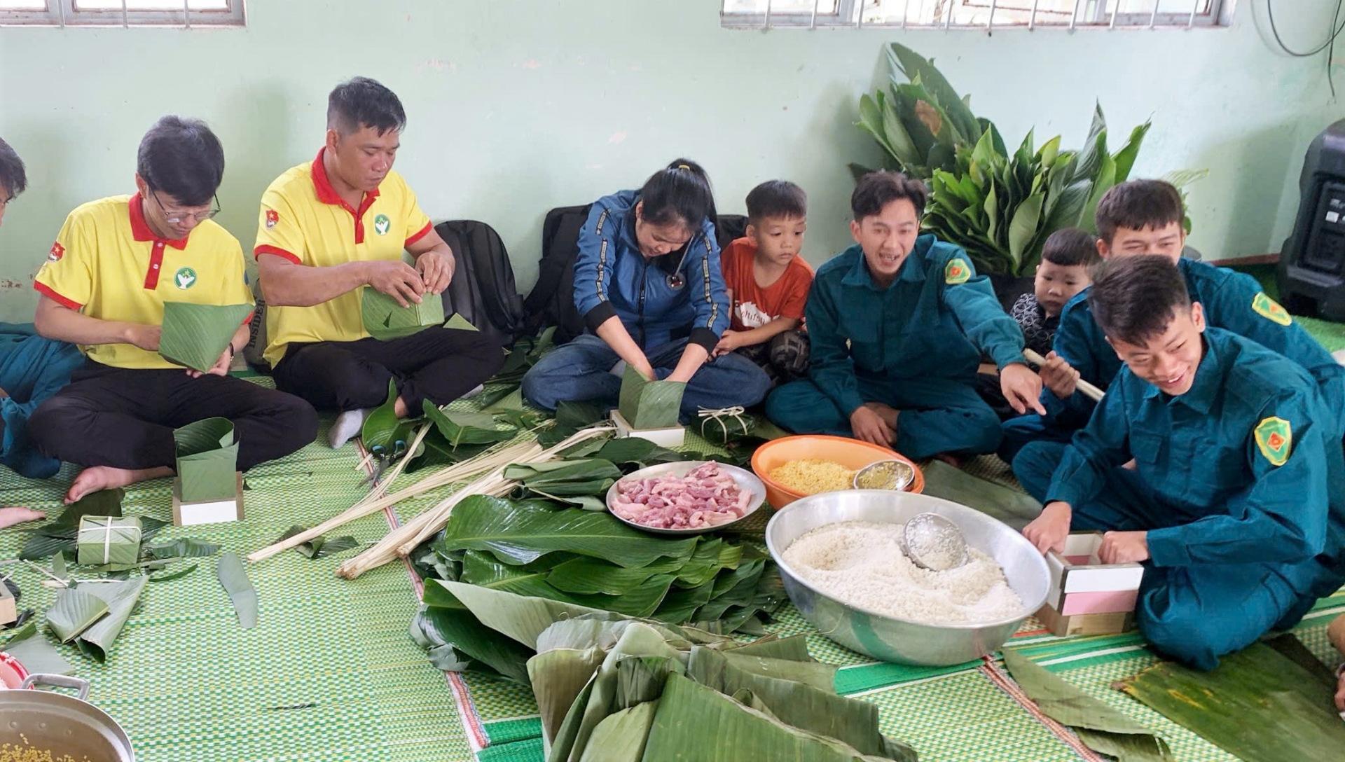 Bảo Lộc: Ấm áp, nghĩa tình  “Tết quân - dân”
