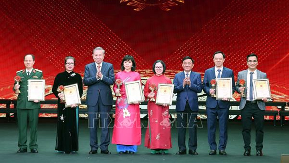 Phát động Giải báo chí Búa liềm vàng lần thứ X - năm 2025