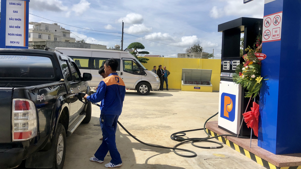 Không lập hóa đơn điện tử bán lẻ xăng dầu, có thể bị thu hồi giấy phép kinh doanh