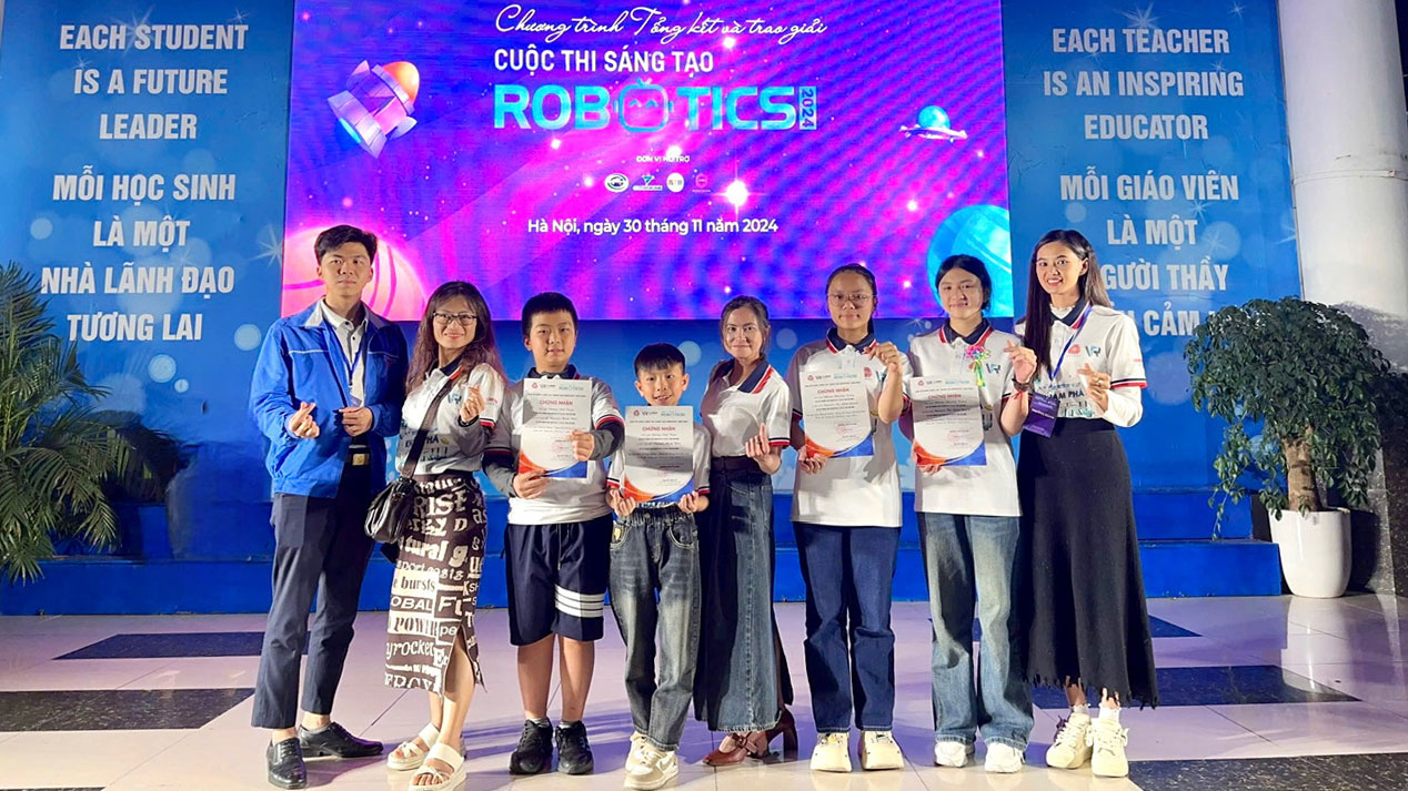 BÁO XUÂN 2025: Những "kỹ sư robot nhí" và ước mơ chinh phục vũ trụ