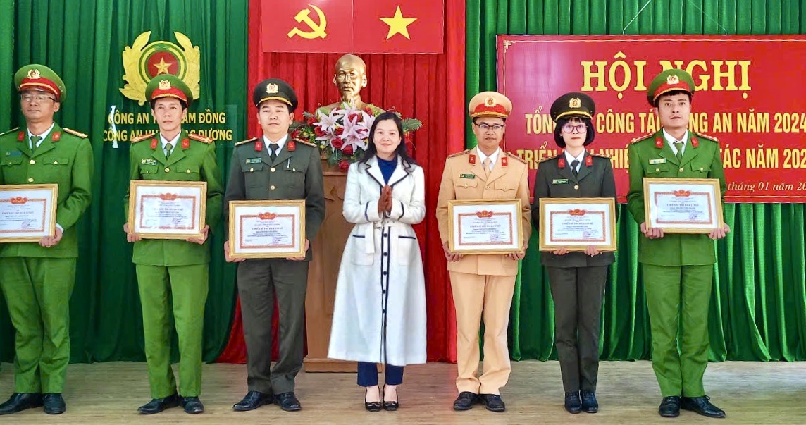 Lạc Dương tổng kết công tác công an năm 2024