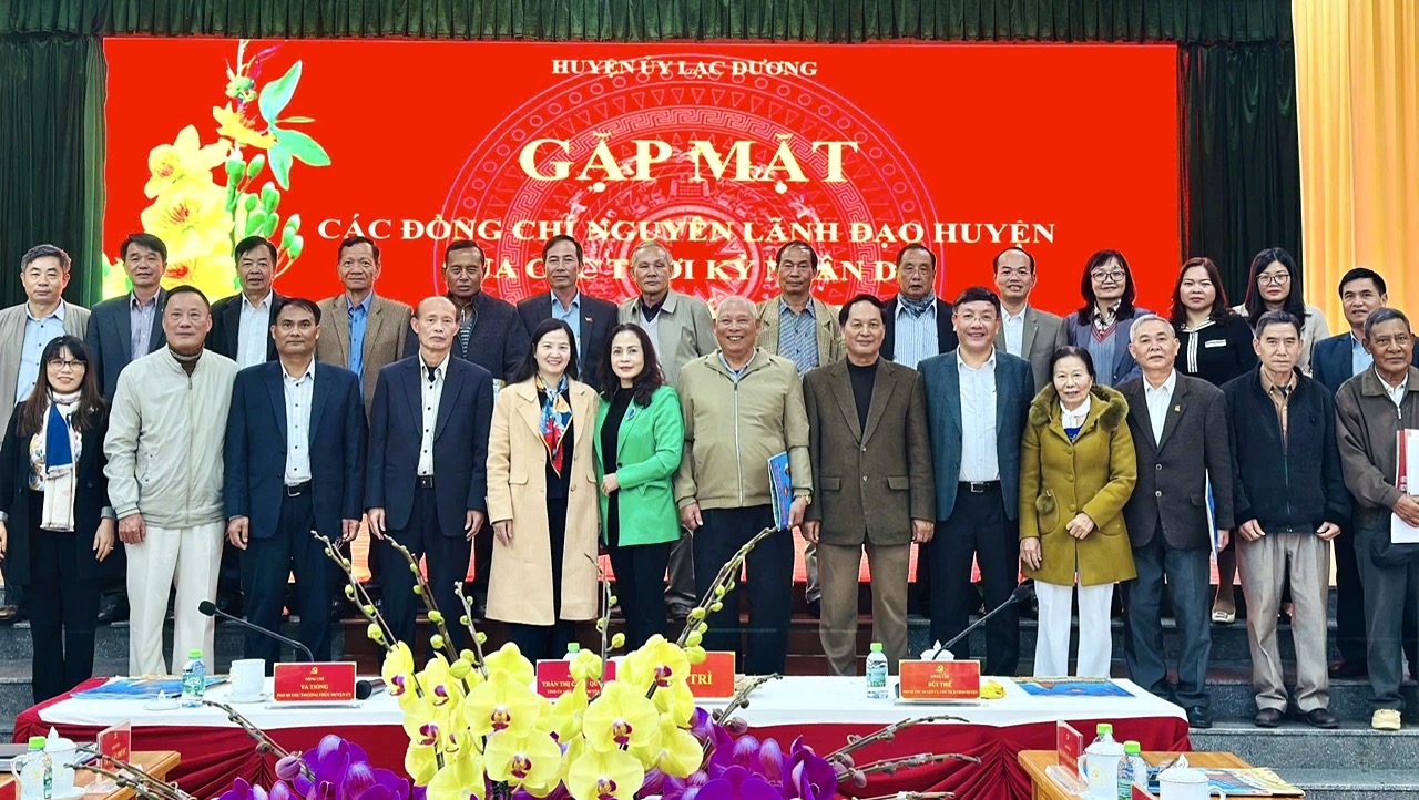 Lạc Dương: Gặp mặt nguyên lãnh đạo huyện nhân dịp Tết Nguyên đán Ất Tỵ 2025