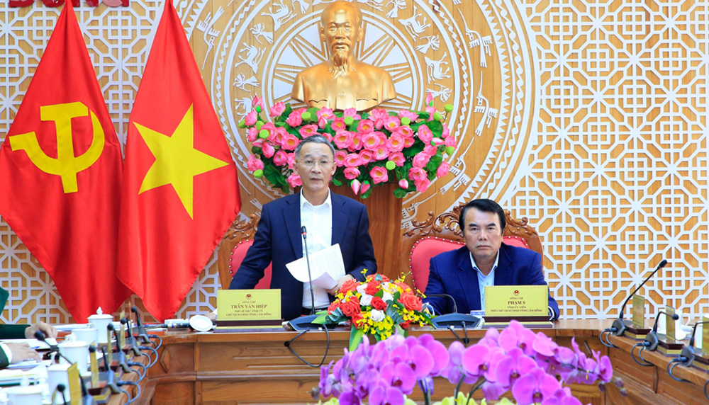 Chủ tịch UBND tỉnh chủ trì Hội nghị trực tuyến toàn tỉnh đánh giá tình hình kinh tế - xã hội tháng 1