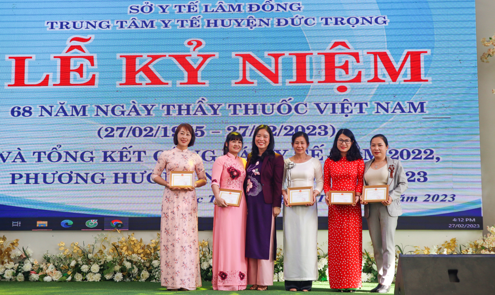 Đức Trọng kỷ niệm 68 năm Ngày Thầy thuốc Việt Nam