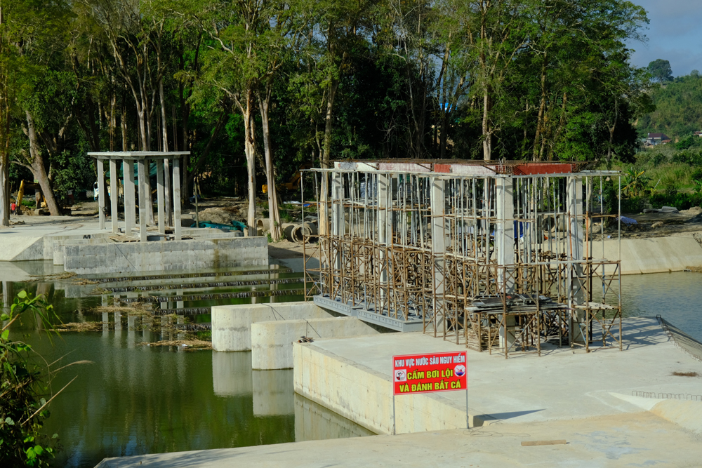 Đam Rông: Tích nước hồ Bằng Lăng