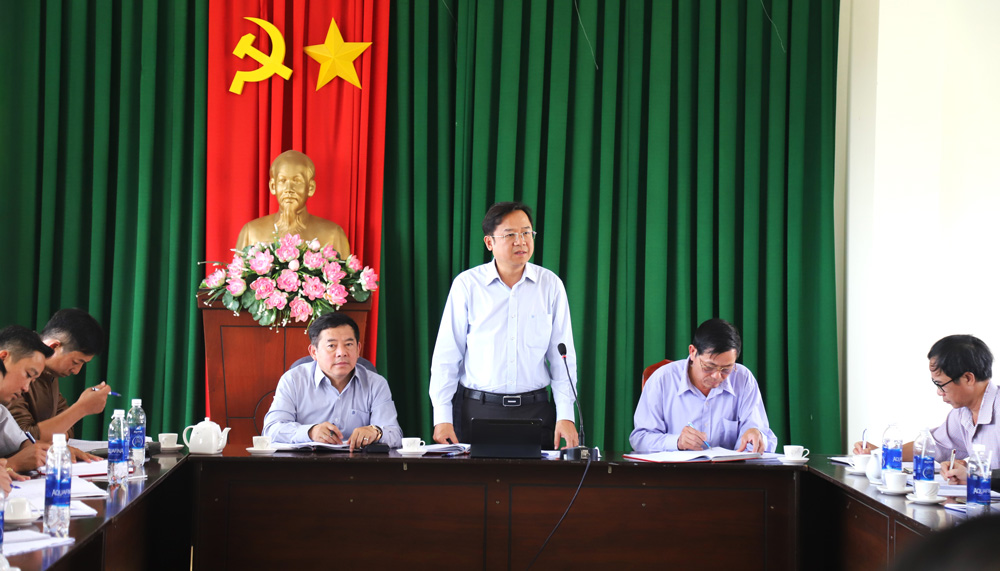 Thường trực Thành ủy Bảo Lộc làm việc với Đảng ủy phường Lộc Sơn