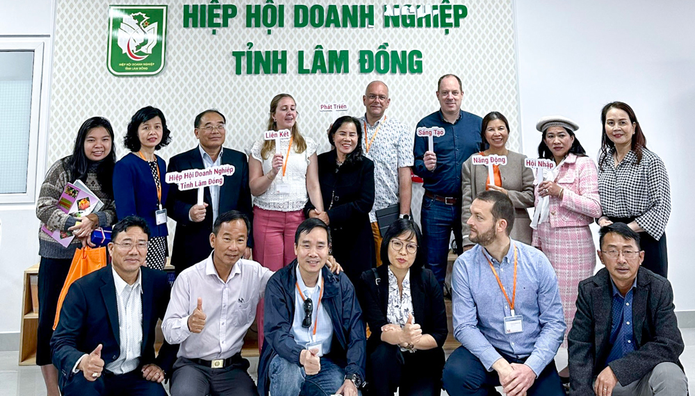Hiệp hội Doanh nghiệp tiếp xã giao Đại sứ quán, Tổng Lãnh sự quán và doanh nghiệp Vương quốc Hà Lan