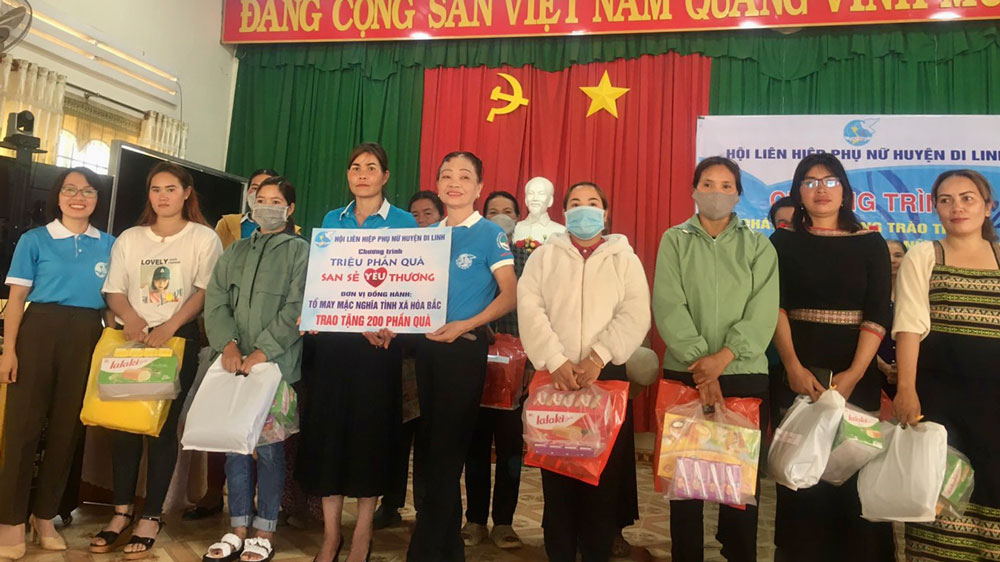 Di Linh: Phát động Chương trình Đồng hành cùng phụ nữ biên cương, phụ nữ vùng sâu