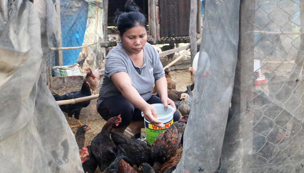 Trao “cần câu” cho bà con vùng dân tộc thiểu số