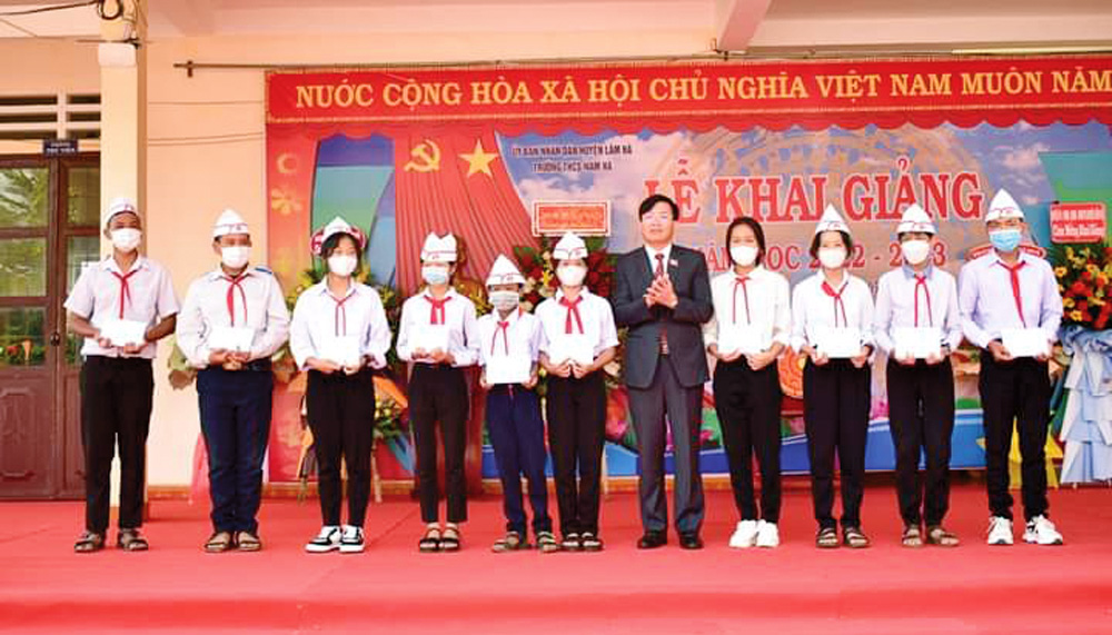Giáo dục và Đào tạo Lâm Hà 35 năm xây dựng và phát triển