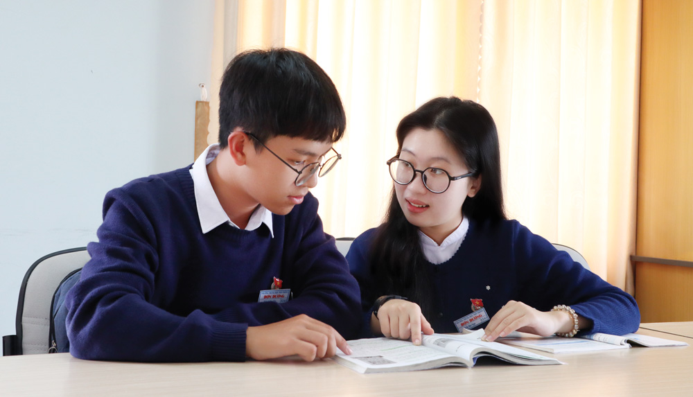 Bông hoa “3 tốt” đam mê văn học