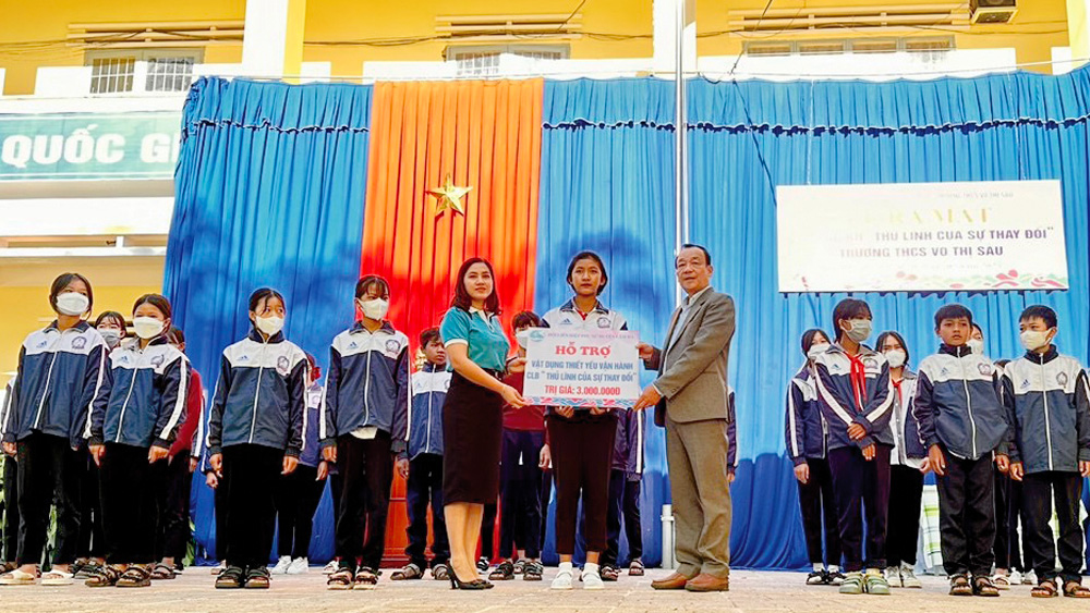 Chăm lo, hỗ trợ phụ nữ và trẻ em vùng đồng bào DTTS