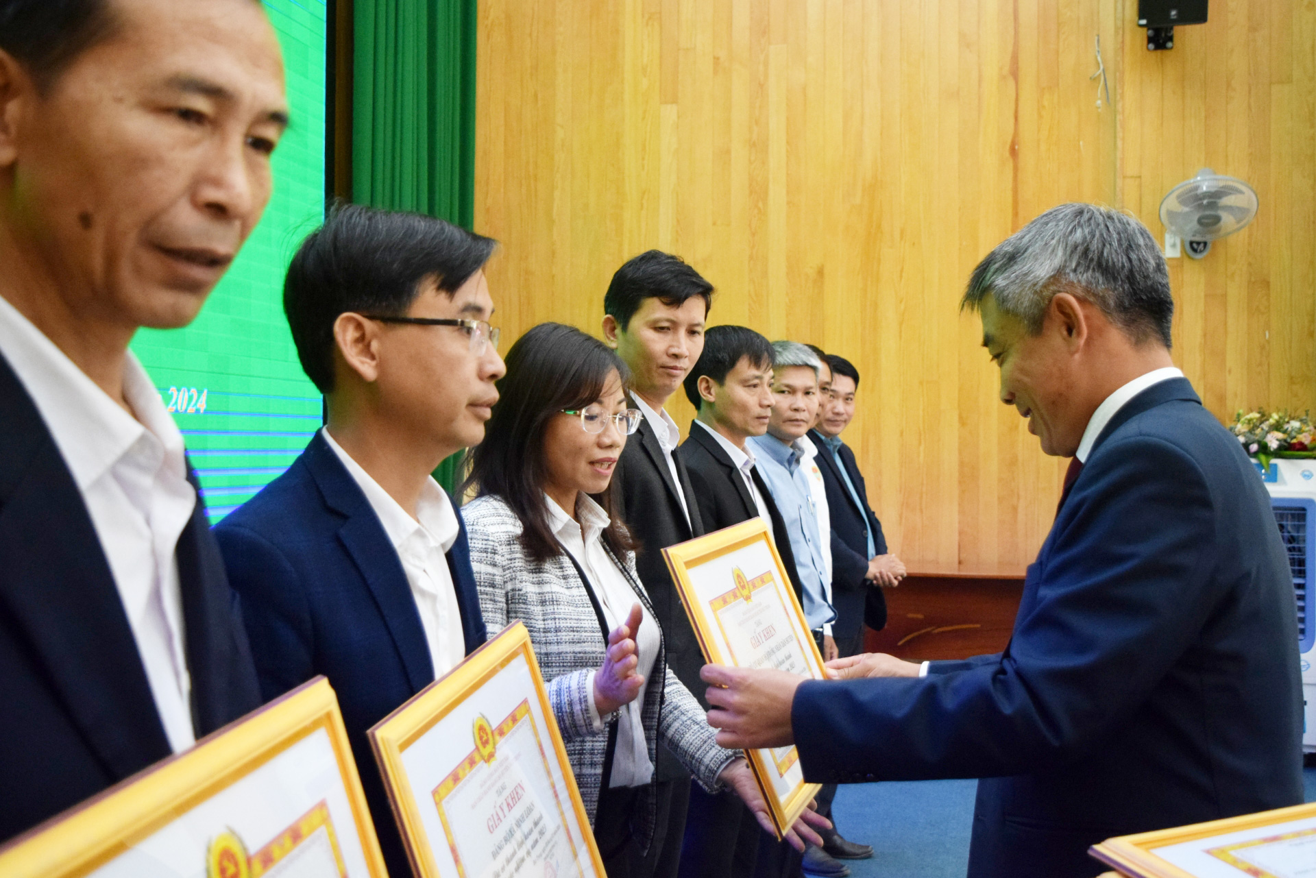 Nhiều kết quả tích cực trong công tác xây dựng Đảng