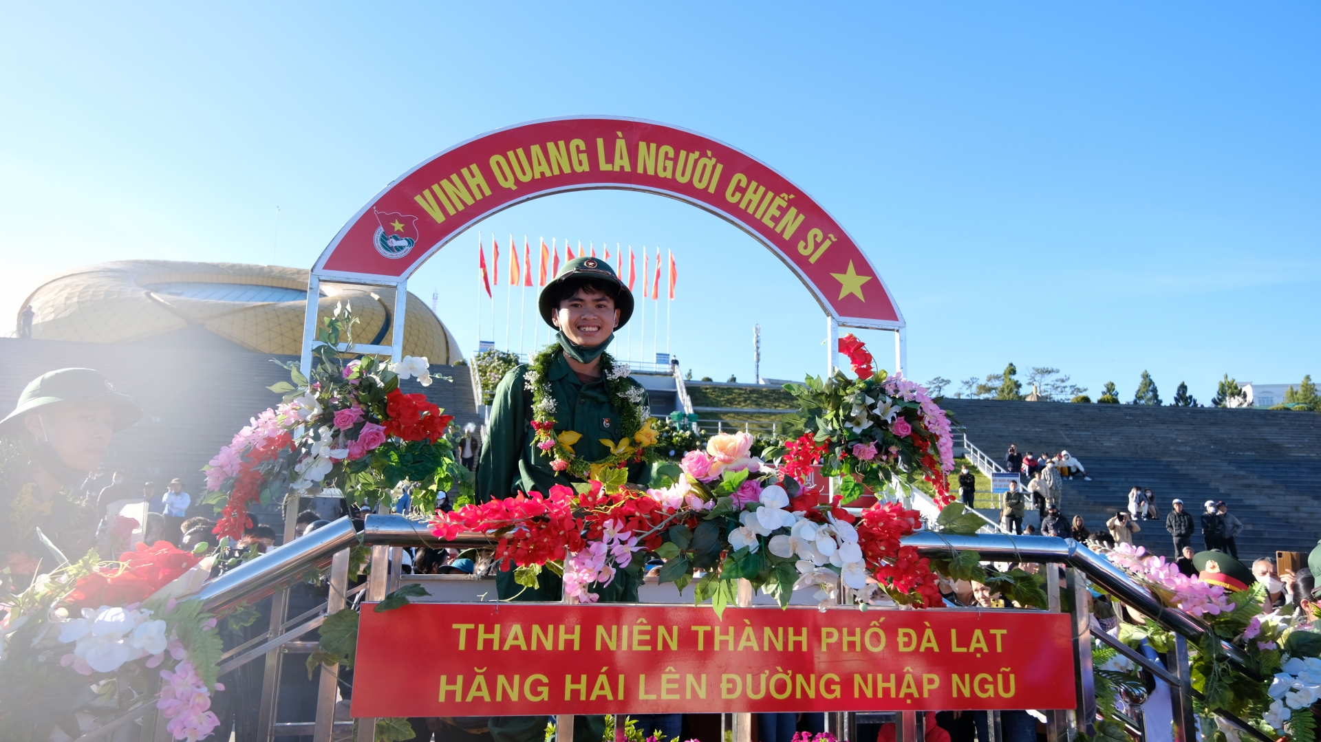 Tuyển người nào, chắc người đó