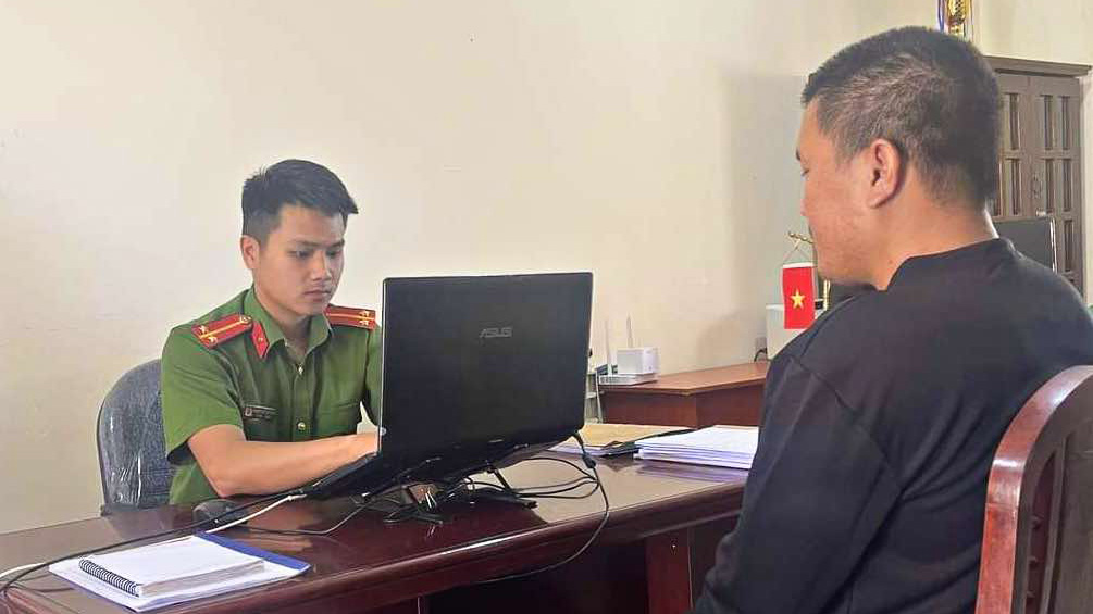Đơn Dương: Vận động đối tượng bị truy nã ra đầu thú
