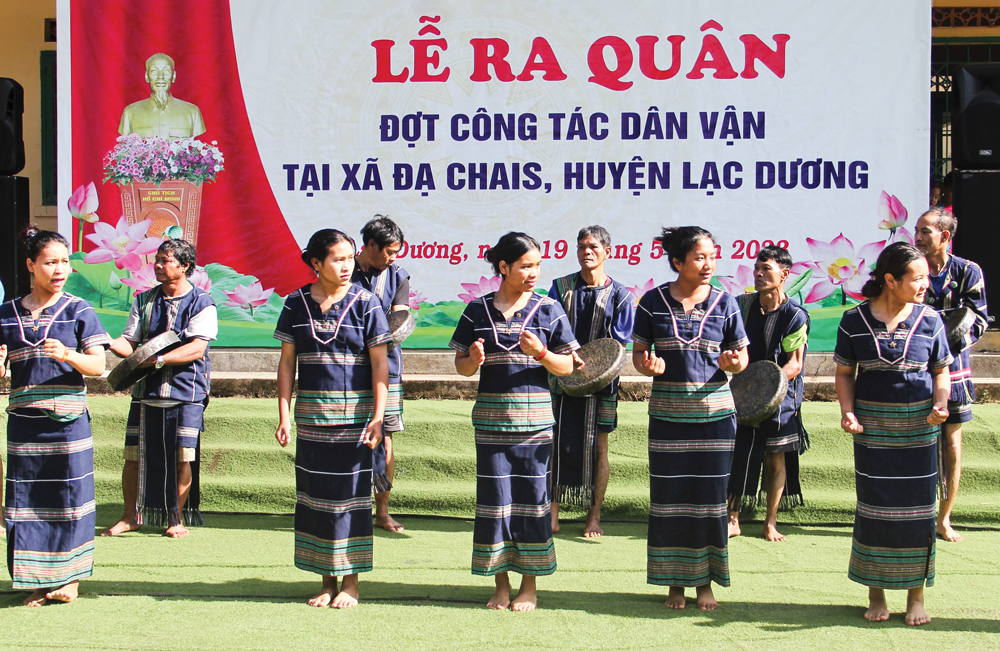 Chú trọng phát triển kinh tế - xã hội vùng đồng bào dân tộc thiểu số